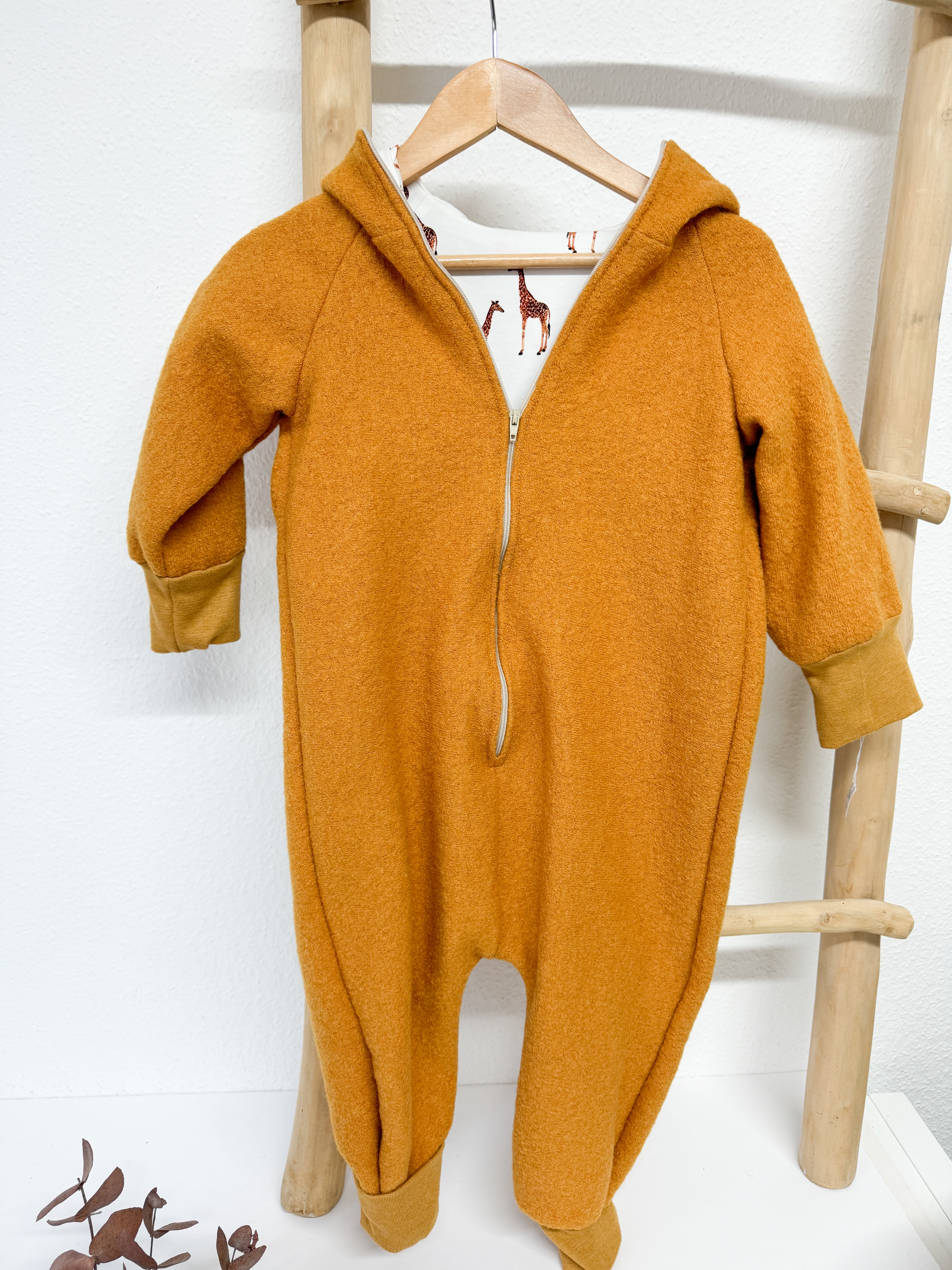 WOLLWALK OVERALL GIRAFFEN SENF 98/104