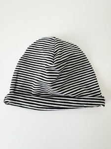 BEANIE  SCHWARZ/WEIß 39-43